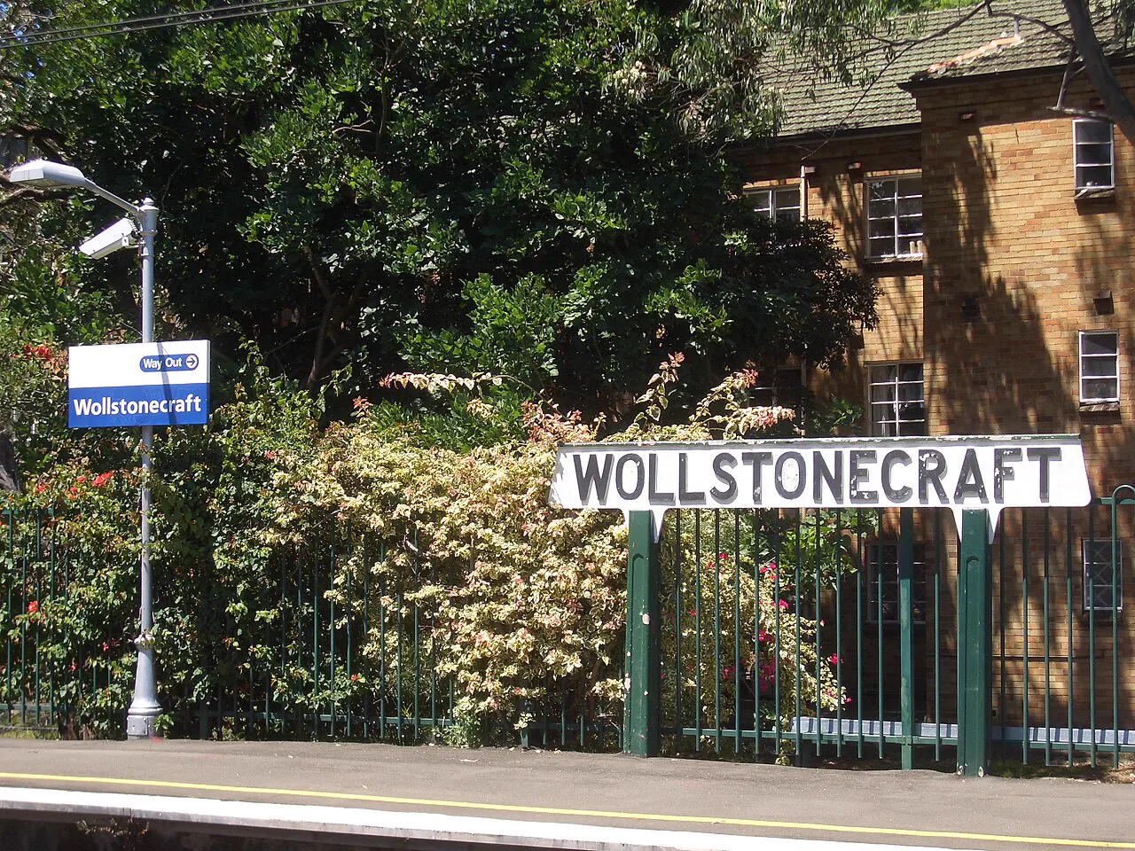 Wollstonecraft station, Sydney